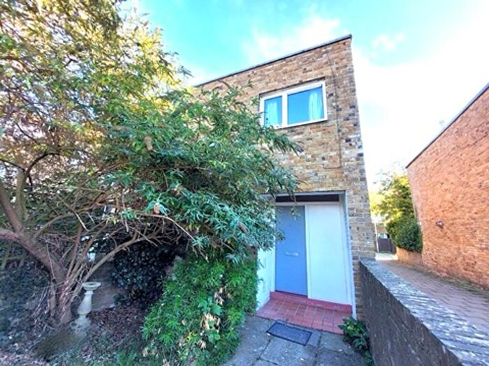 2 Bedroom End Of Terrace House To Rent In Enfield, Cambridge, CB1