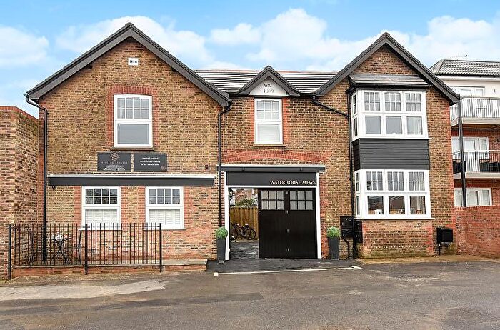 1 Bedroom Terraced House To Rent In Waterhouse Mews, Park Terrace East, Horsham, RH13