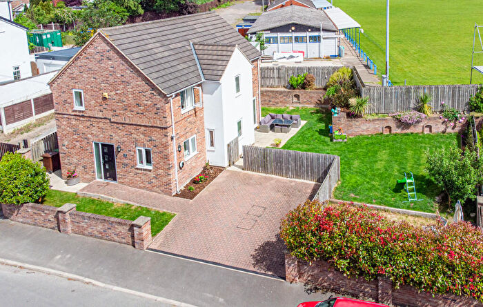 3 Bedroom Detached House For Sale In Roxholme Road, Chapel Allerton, LS7