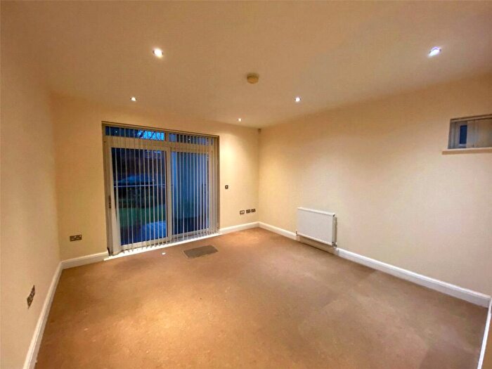 2 Bedroom Apartment To Rent In Bacara Court, - Charlton Drive, Sale, Manchester, M33