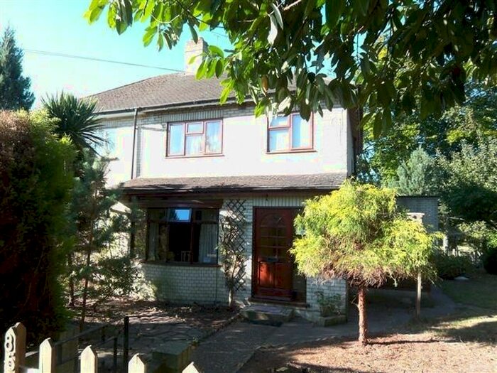 4 Bedroom Semi-Detached House To Rent In Larchwood Drive, Englefield Green, Egham, TW20