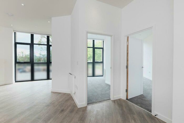 2 Bedroom Apartment To Rent In Swindon, Wiltshire, SN2