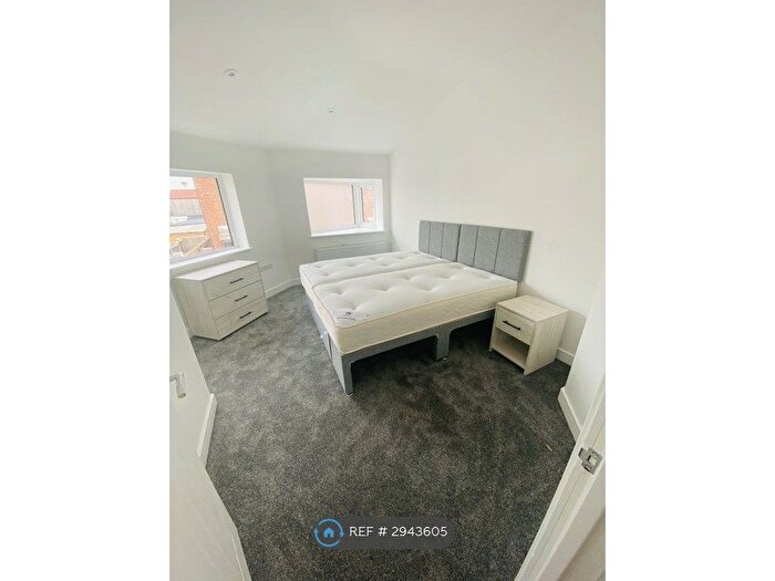 Studio To Rent In Rainham, Gillingham, ME8