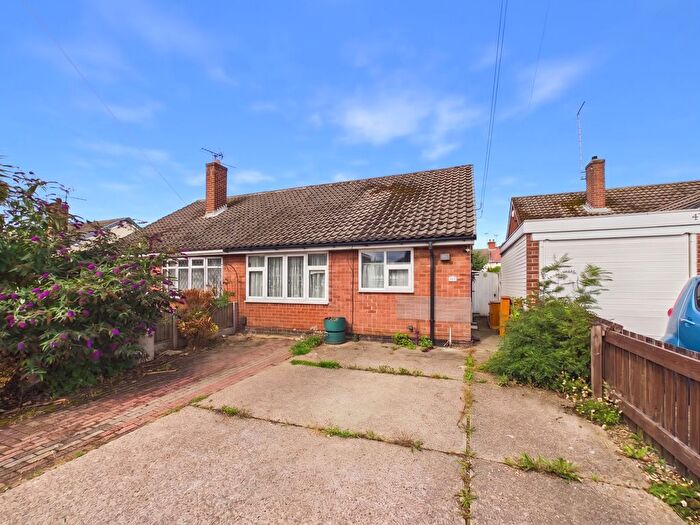3 Bedroom Semi Detached Bungalow For Sale In Hardwick Avenue, Sutton-In-Ashfield, Nottinghamshire, NG17