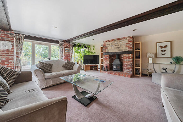 5 Bedroom Barn Conversion For Sale In Brinkworth, Wiltshire, SN15