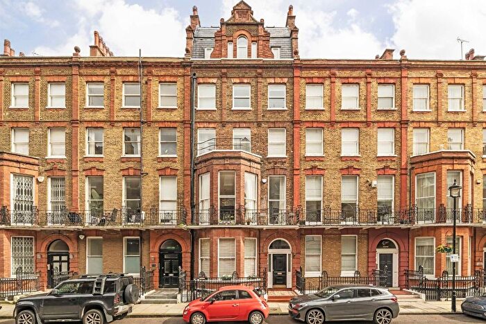 2 Bedroom Flat To Rent In Nottingham Place, Marylebone, W1U