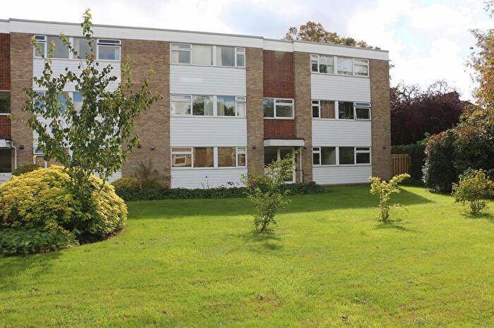 2 Bedroom Flat To Rent In Cambridge, CB4