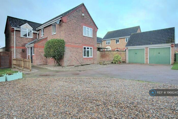 5 Bedroom Detached House To Rent In St. Marys Grove, Norwich, NR7