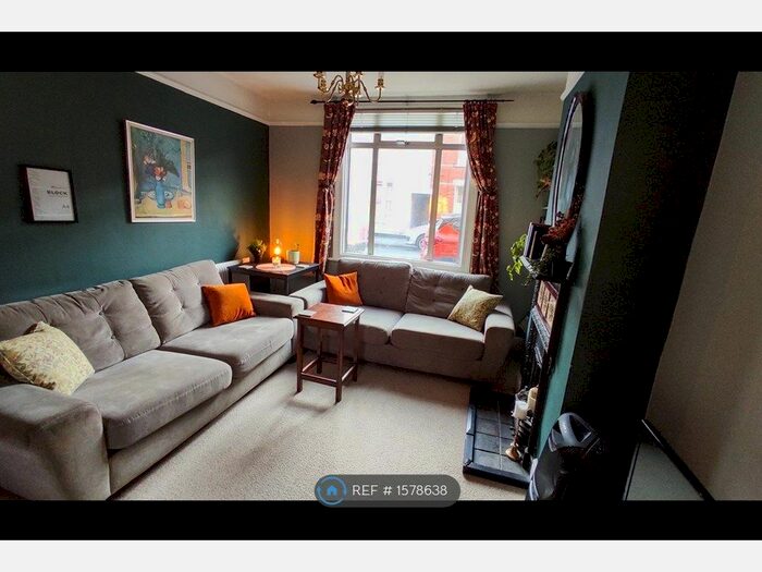 2 Bedroom Terraced House To Rent In Gladstone Street, Bedford, MK41