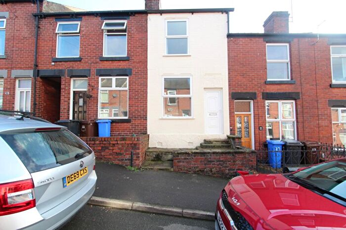 2 Bedroom Terraced House To Rent In Aisthorpe Road, Sheffield, S8