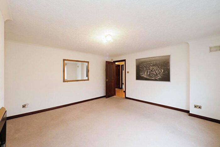 2 Bedroom Detached Bungalow For Sale In Chetwynd Road, Nottingham, NG9