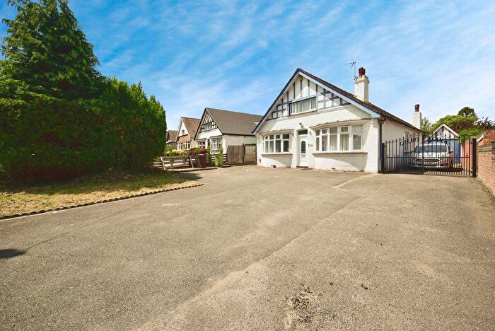5 Bedroom Detached House For Sale In Maidstone Road, Chatham, ME4