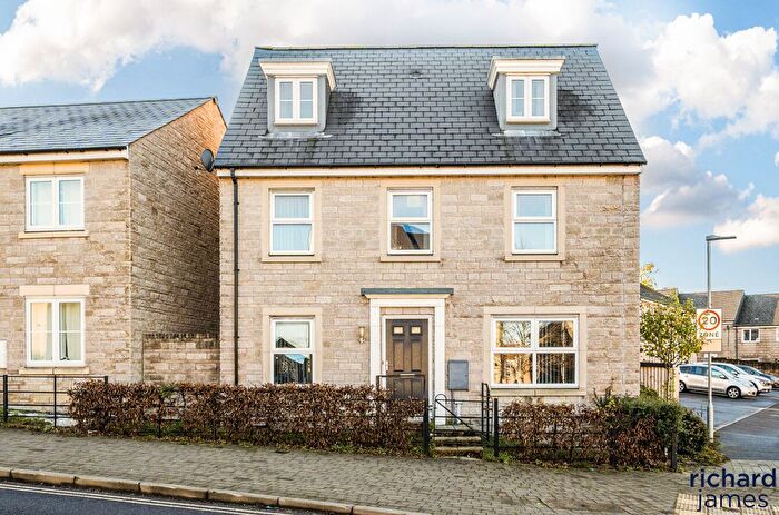 5 Bedroom Detached House For Sale In Cowleaze, Ridgeway Farm, Purton, SN5