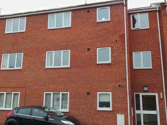 2 Bedroom Flat To Rent In University Court, Grantham, NG31