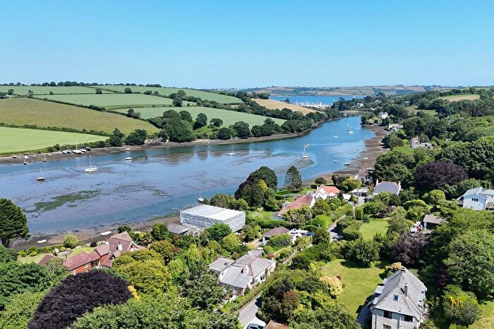 4 Bedroom Detached House For Sale In Church Road, Mylor, TR11