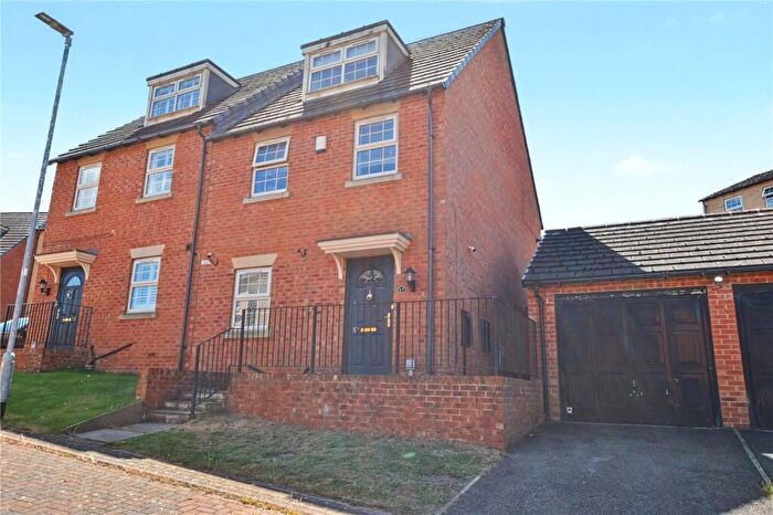3 Bedroom Semi-Detached House For Sale In Mozart Way, Churwell, Morley, Leeds, LS27