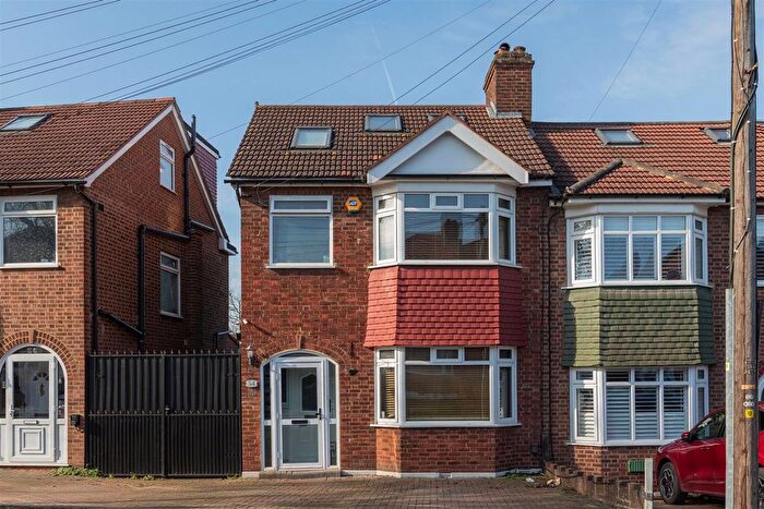 4 Bedroom Property For Sale In Grantock Road, Walthamstow, E17