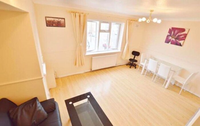 2 Bedroom Apartment To Rent In Flat, Rowan Court, High Street, London, E13