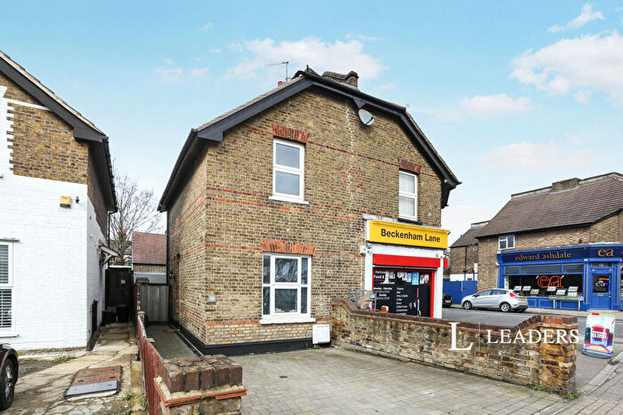 2 Bedroom House To Rent In Beckenham Lane, Bromley, BR2