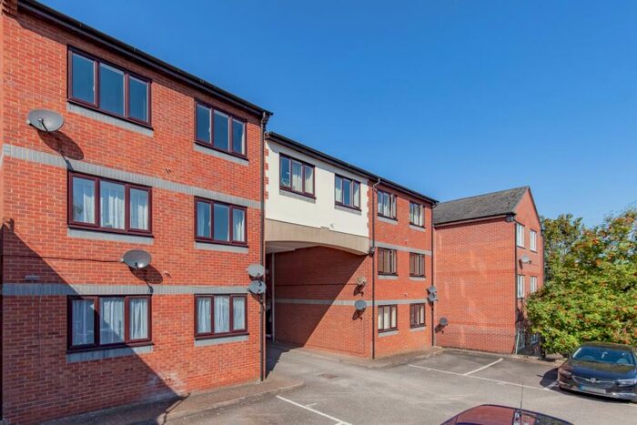 1 Bedroom Apartment To Rent In Cameron Court, Banbury, OX16
