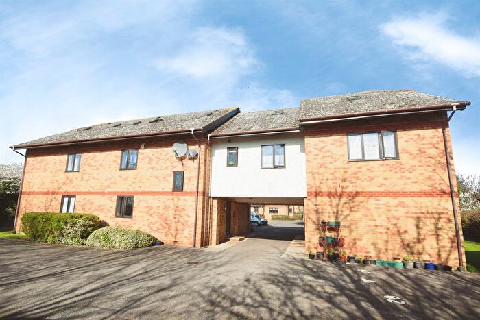 1 Bedroom Flat For Sale In Cavendish Gardens, Chelmsford, CM2