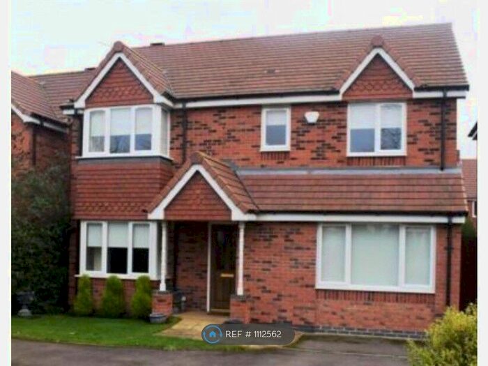 4 Bedroom Detached House To Rent In Weddington Road, Nuneaton CV10