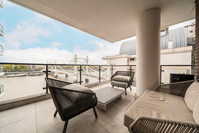 3 Bedroom Flat To Rent In Anhalt Road, Battersea, SW11