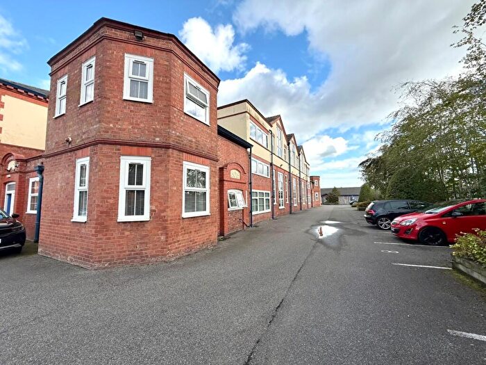 2 Bedroom Apartment To Rent In Cambridge Court, Cambridge Road, Ellesmere Port, CH65