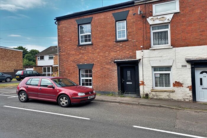 3 Bedroom End Terrace House To Rent In Spring Lane, Kenilworth, Warwickshire, CV8