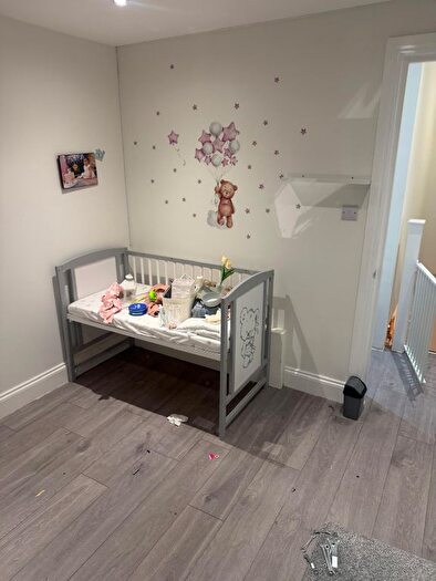 2 Bedroom Flat To Rent In Ilford, IG1