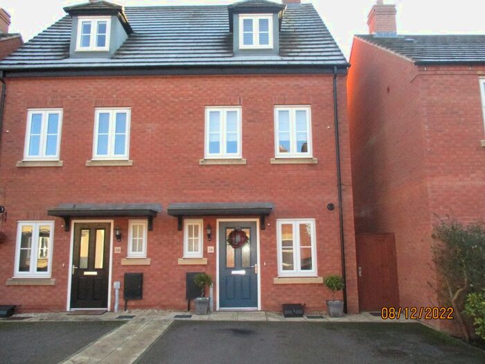 3 Bedroom Semi-Detached House To Rent In John Clare Close, Oakham, LE15