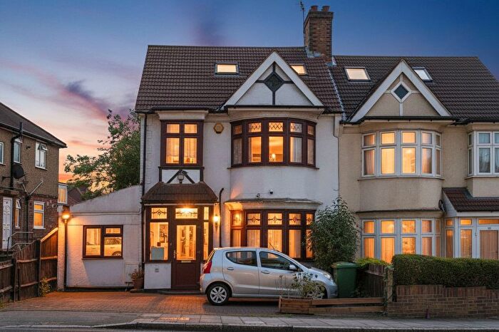 5 Bedroom Semi Detached House For Sale In Greenford Road, Harrow, HA1