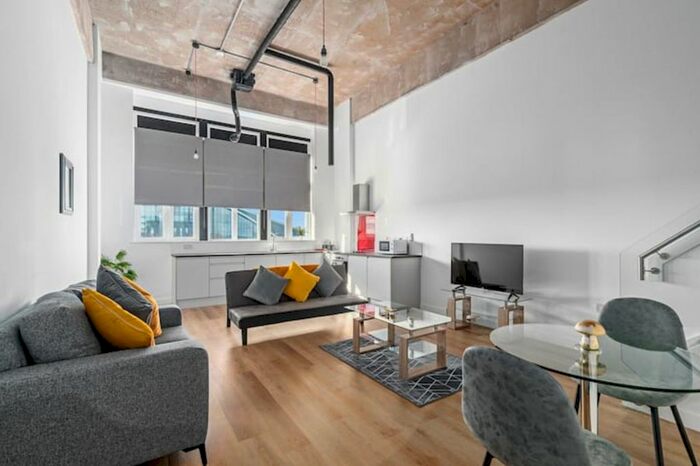 1 Bedroom Flat To Rent In High Street, West Bromwich B70