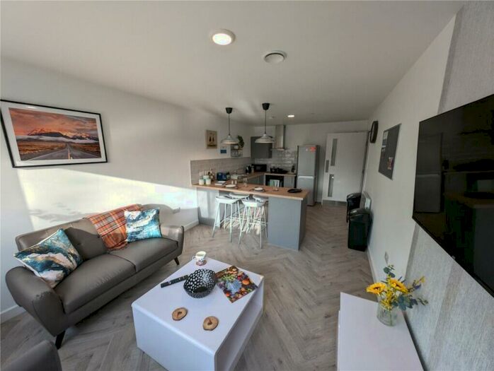 1 Bedroom Flat To Rent In Broadgate, Beeston, Nottingham, NG9