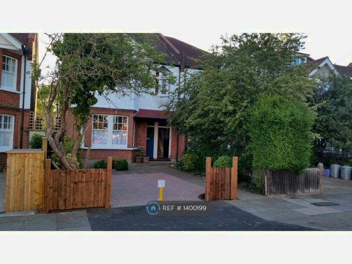 1 Bedroom Maisonette To Rent In Durham Road, West Wimbledon, SW20