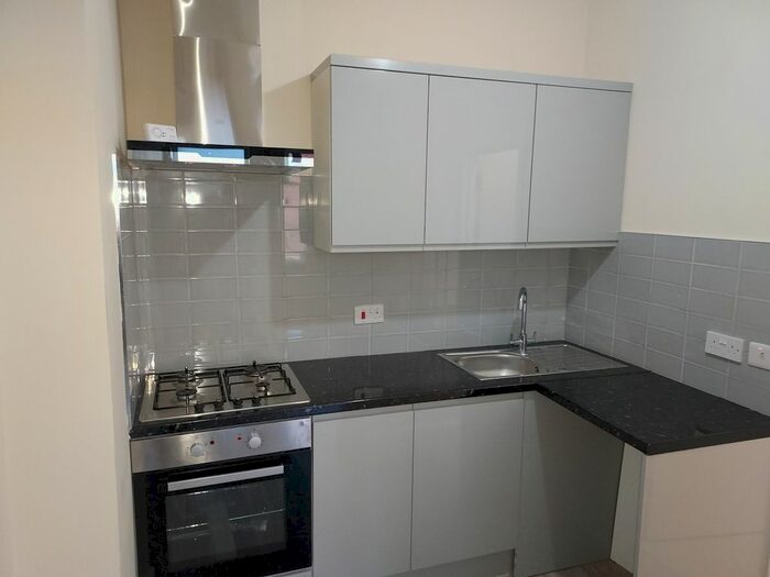1 Bedroom Flat To Rent In Mill Lane, Sutton, SM5