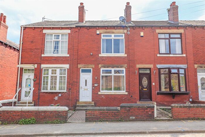 2 Bedroom Terraced House For Sale In New Road, Middlestown, WF4