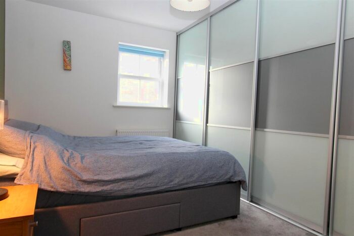 1 Bedroom Flat To Rent In Flat 2, 2A Rock Road, Sittingbourne ME10