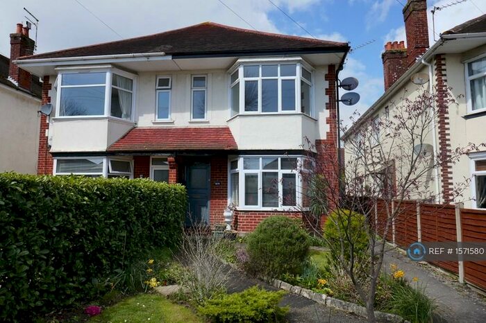 2 Bedroom Flat To Rent In Christchurch Road, Bournemouth, BH7