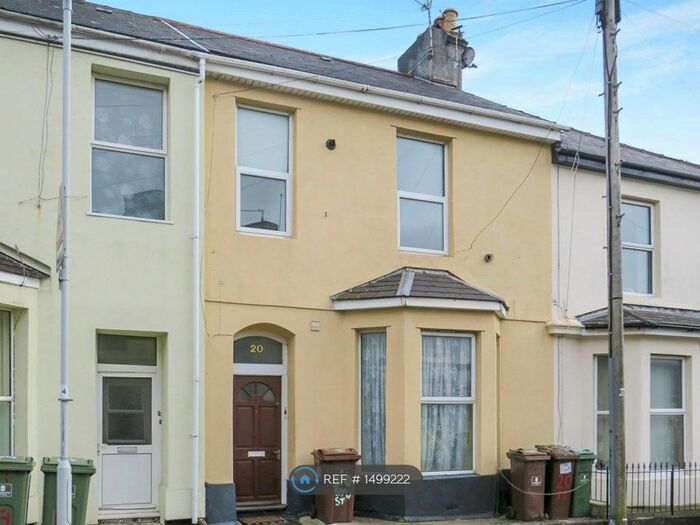 1 Bedroom Flat To Rent In First Floor, Plymouth, PL1