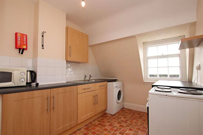2 Bedroom Flat To Rent In Bladud Buildings, Bath, BA1