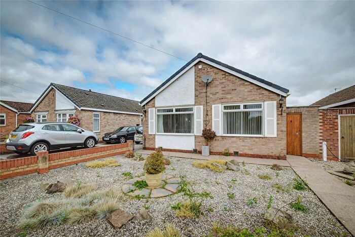 2 Bedroom Bungalow To Rent In Gloucester Road, Willerby, Hull, East Yorkshire, HU10