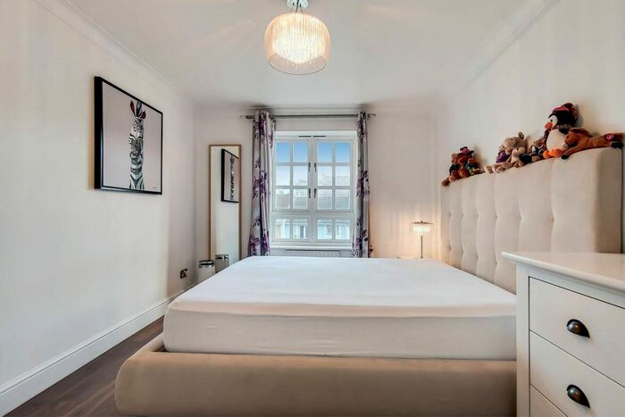 1 Bedroom Flat To Rent In Garnet Street, Wapping, London, E1W