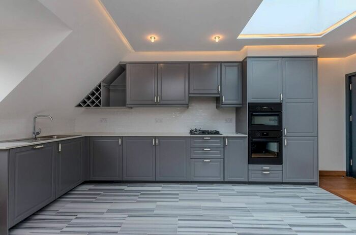 2 Bedroom Flat To Rent In West End Lane, Pinner, HA5