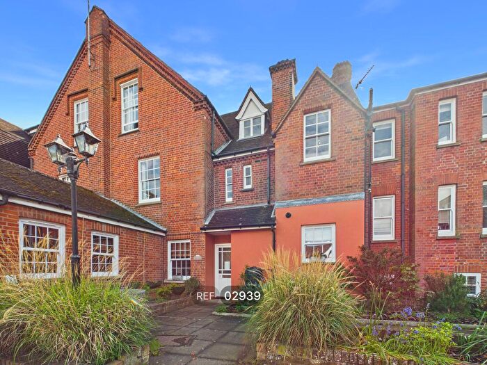2 Bedroom Flat To Rent In Henley Road, Ipswich, IP1