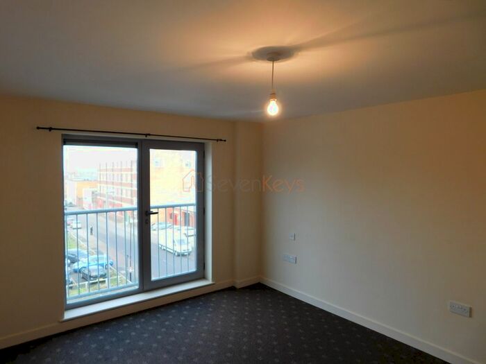 1 Bedroom Flat To Rent In Biscop House, Villiers Street, Sunderland, Tyne And Wear, SR1