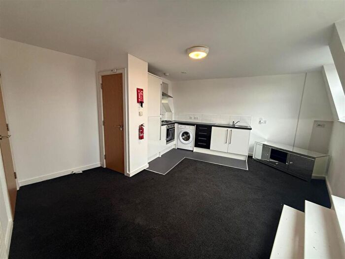 1 Bedroom Apartment To Rent In Victoria Street, Romford, RM1