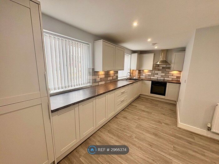 4 Bedroom Semi-detached House To Rent In Dalton Lane, Rotherham, S65