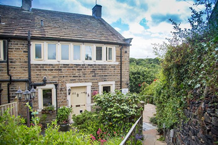 3 Bedroom Semi-Detached House For Sale In Penistone Road, Shelley, Huddersfield, HD8