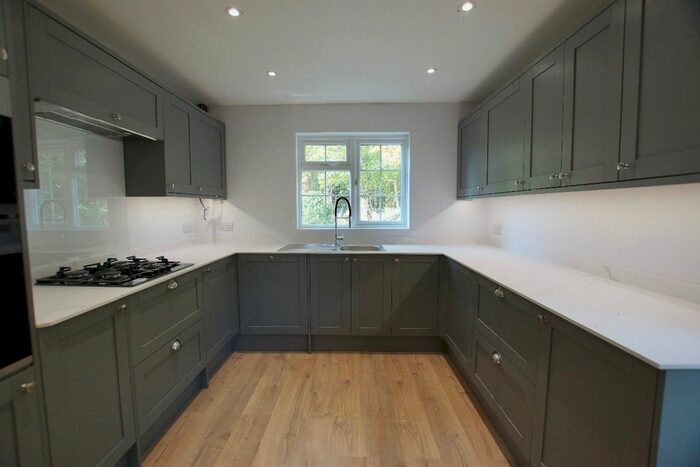 4 Bedroom Detached House To Rent In Burleigh Park, Cobham, KT11